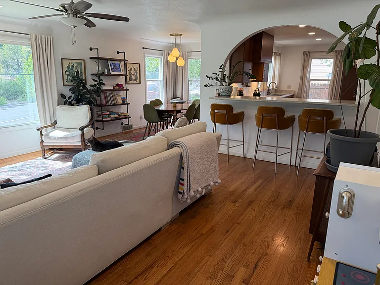 440 Kinnikinnik Dr — Photo 5
