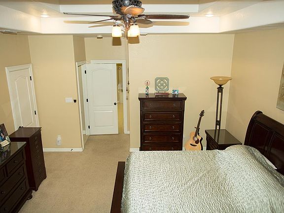 5th image of 611 Beatrice Ave