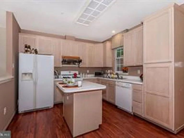 13118 Shamrock Glen Dr — Photo 13