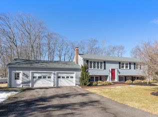 454 Old Town Way, Hanover, MA 02339