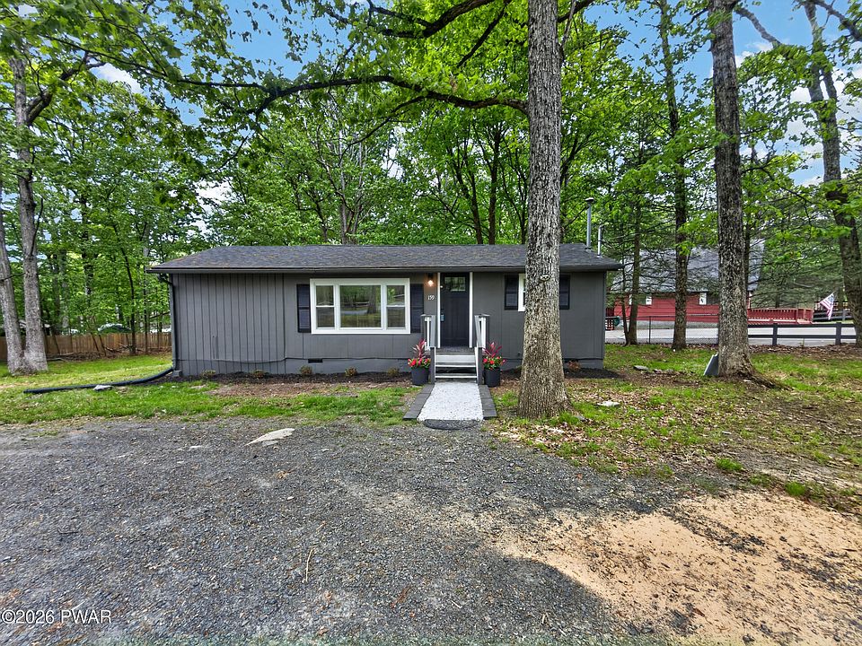1st image of 159 Sandstone Dr
