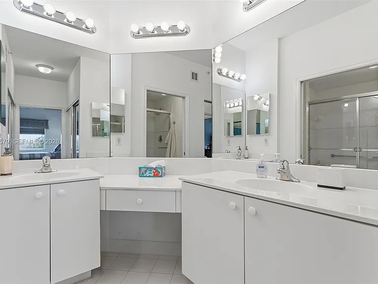 7765 Yardley Dr #313 — Photo 25