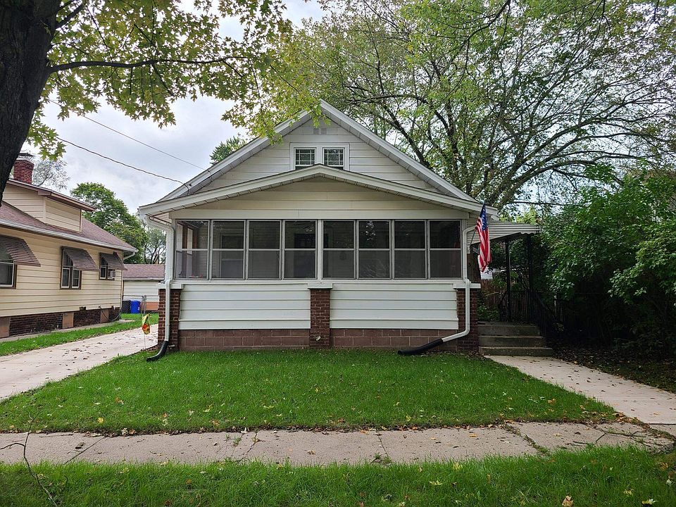 1st image of 1413 22nd Ave