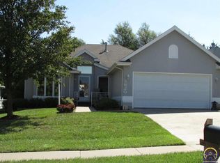 3620 SW Ashworth Ct, Topeka, KS 66614
