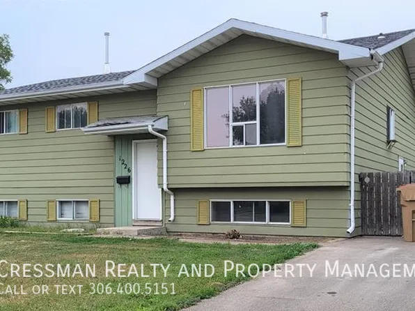 1226 12th Ave N, Regina, SK S4R 7W7