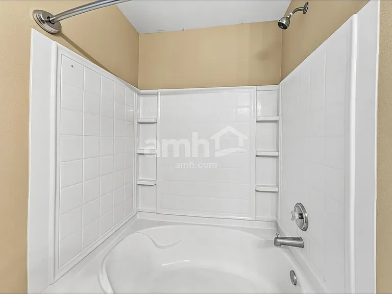 2361 Blackthorn Dr — Photo 14