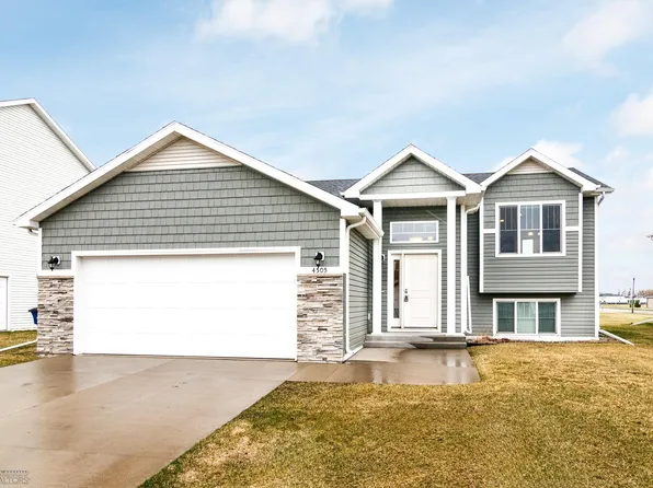 4505 Blue Stem Way, Moorhead, MN 56560