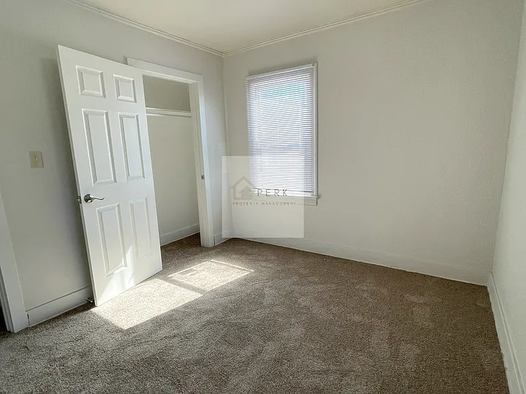 300 Garden Ave N #A — Photo 10