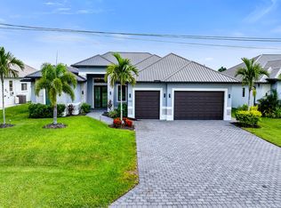 1905 SW 29th Terrace Cpe, Coral, FL 33914