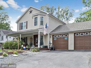 18254 Oakdale Dr, Triangle, VA 22172