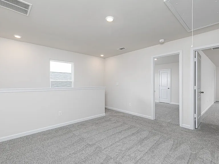 732 Berkeley Dr — Photo 12