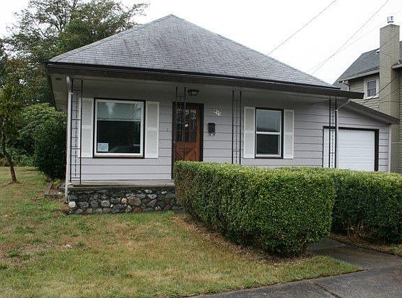 2nd image of 615 Beach Ave