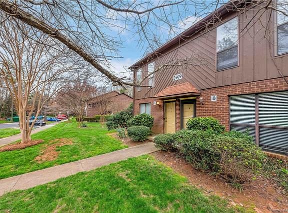 4th image of 2509 Kilborne Dr APT B