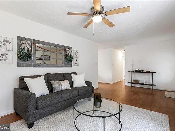 5th image of 126 Birch Dr