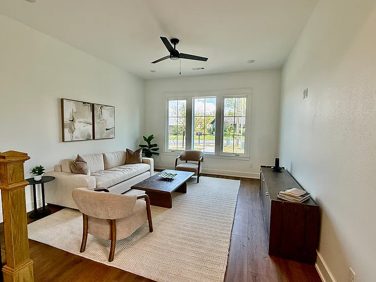 825 NW 14th St — Photo 36