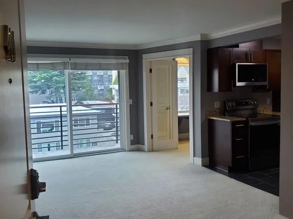 2230 NW 59th St APT 404, Seattle, WA 98107