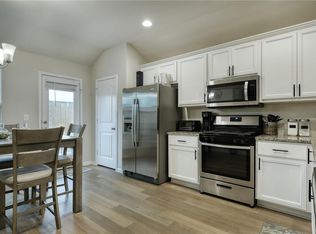 121 Frederick Dr, Georgetown, TX 78626