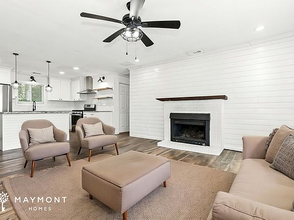 4th image of 3014 Dogwood Dr