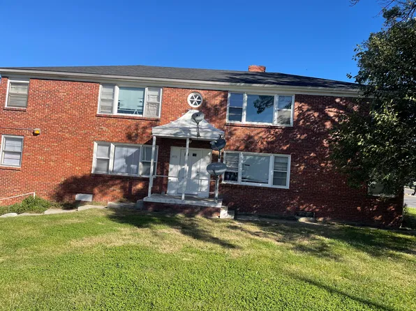 4418 N 52nd St APT 1, Omaha, NE 68104