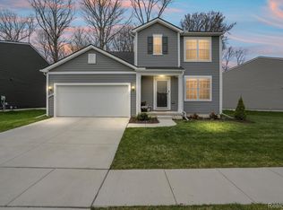 9069 Willow Way, Dexter, MI 48130