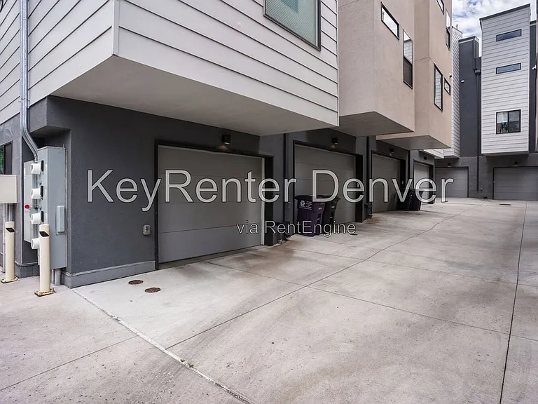 3820 N Zenobia St — Photo 11