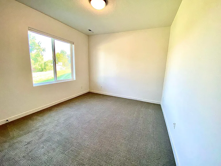 1258 E Echelon Ridge Ln — Photo 41