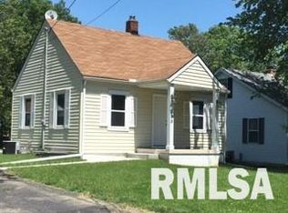 809 Highview St, Creve Coeur, IL 61610