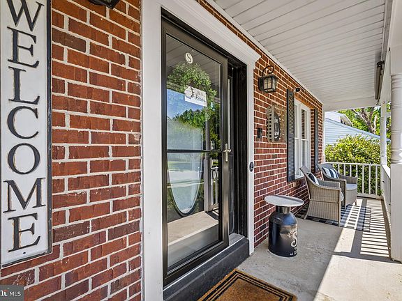 2nd image of 702 Chambers Cir