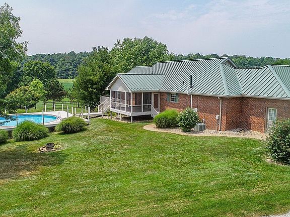 Brand new lifetime roof.