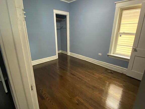 3rd image of 5941 W Superior St #1