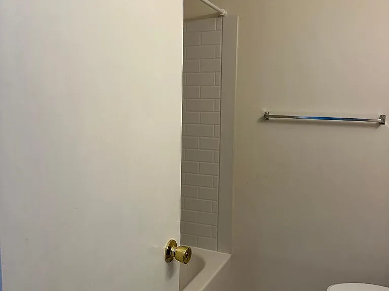 5716 Morningside Ct — Photo 6