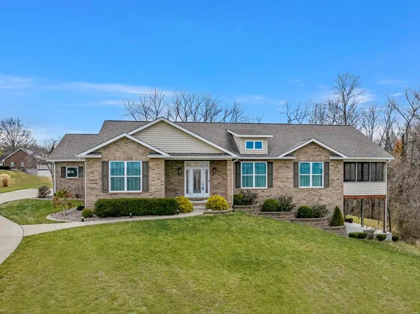 6 Grandview Bluff Dr, Columbia, IL 62236