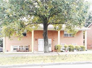 1179 Tatesbrook Dr #B, Lexington, KY 40517