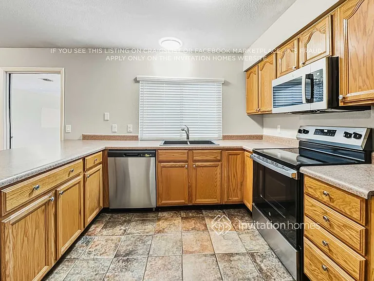 6325 W Purdue Ave — Photo 8
