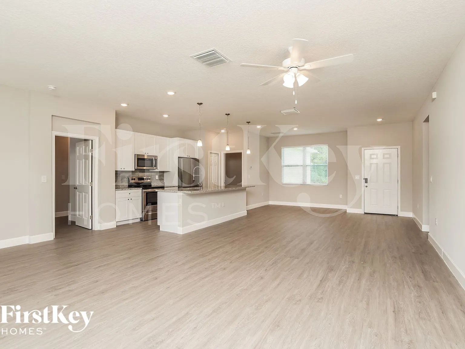 4 bed, 2.0 bath, 1750 sqft, $1,980 — Photo 4