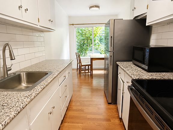 2nd image of 1634 Milvia St