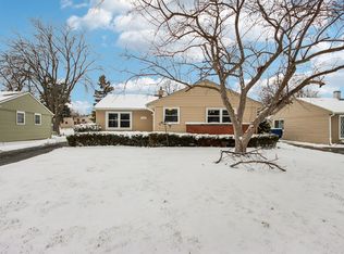 3107 Falcon Ct W, Rolling Meadows, IL 60008