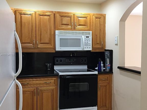 5th image of 250 180th Dr APT 253