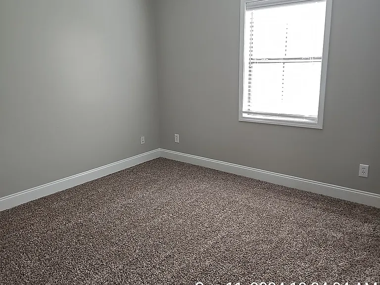 130 S Debardeleben St #8 — Photo 12