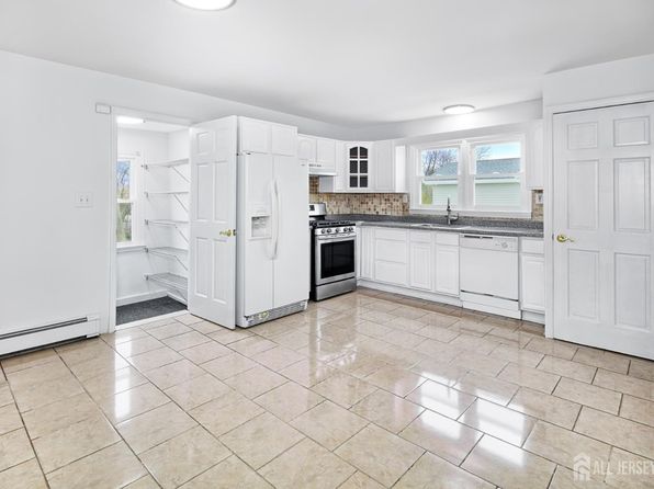 46 Amboy Rd