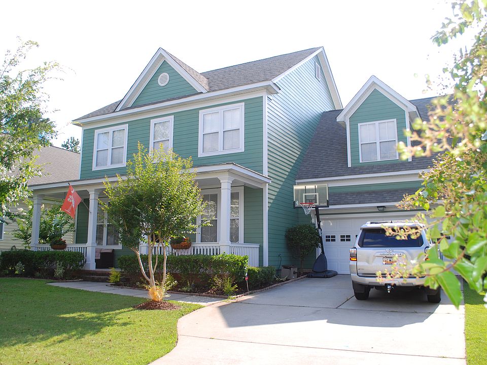 1st image of 211 Silverwood Ln