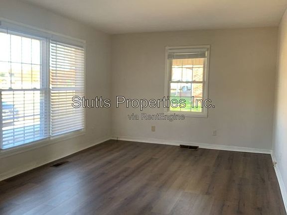 3rd image of 113 High Point Ave