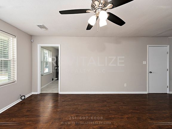 5th image of 6424 Shady Ln
