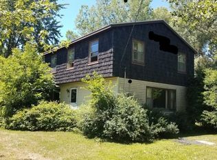 715 East St, Coopersville, MI 49404