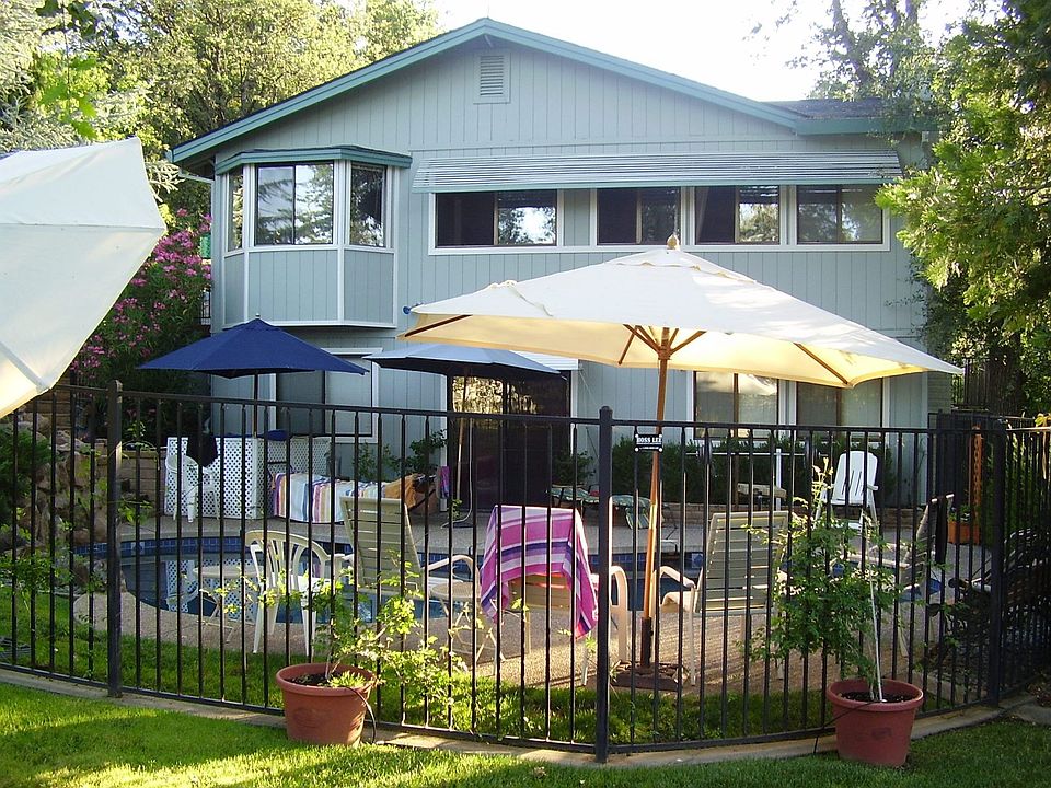 Torrey Pines road view