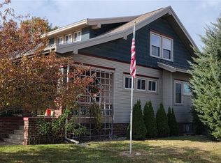 1602 1st Ave NW, Cedar Rapids, IA 52405