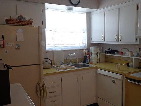 5th image of 3548 41st Ave S APT 164