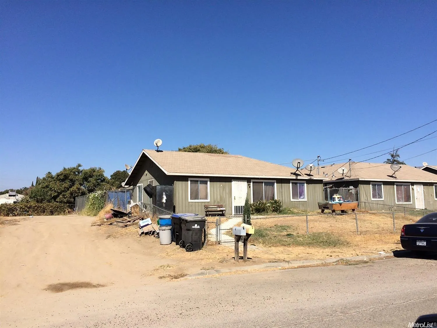 22364 Arnott Dr photo 1