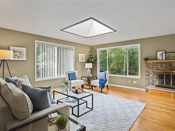 4th image of 15612 79th Ave NE