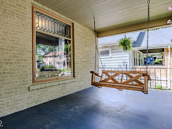 4th image of 517 Bernard Ave